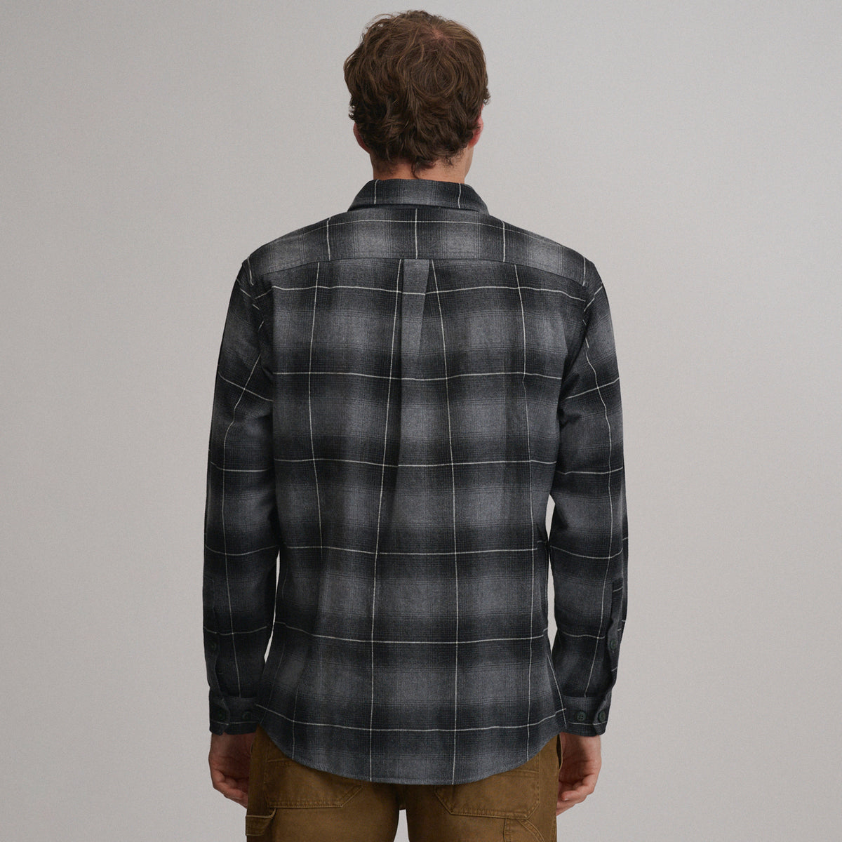 LS Eddie Bauers Favorite Flannel -Relaxed-Gray-42