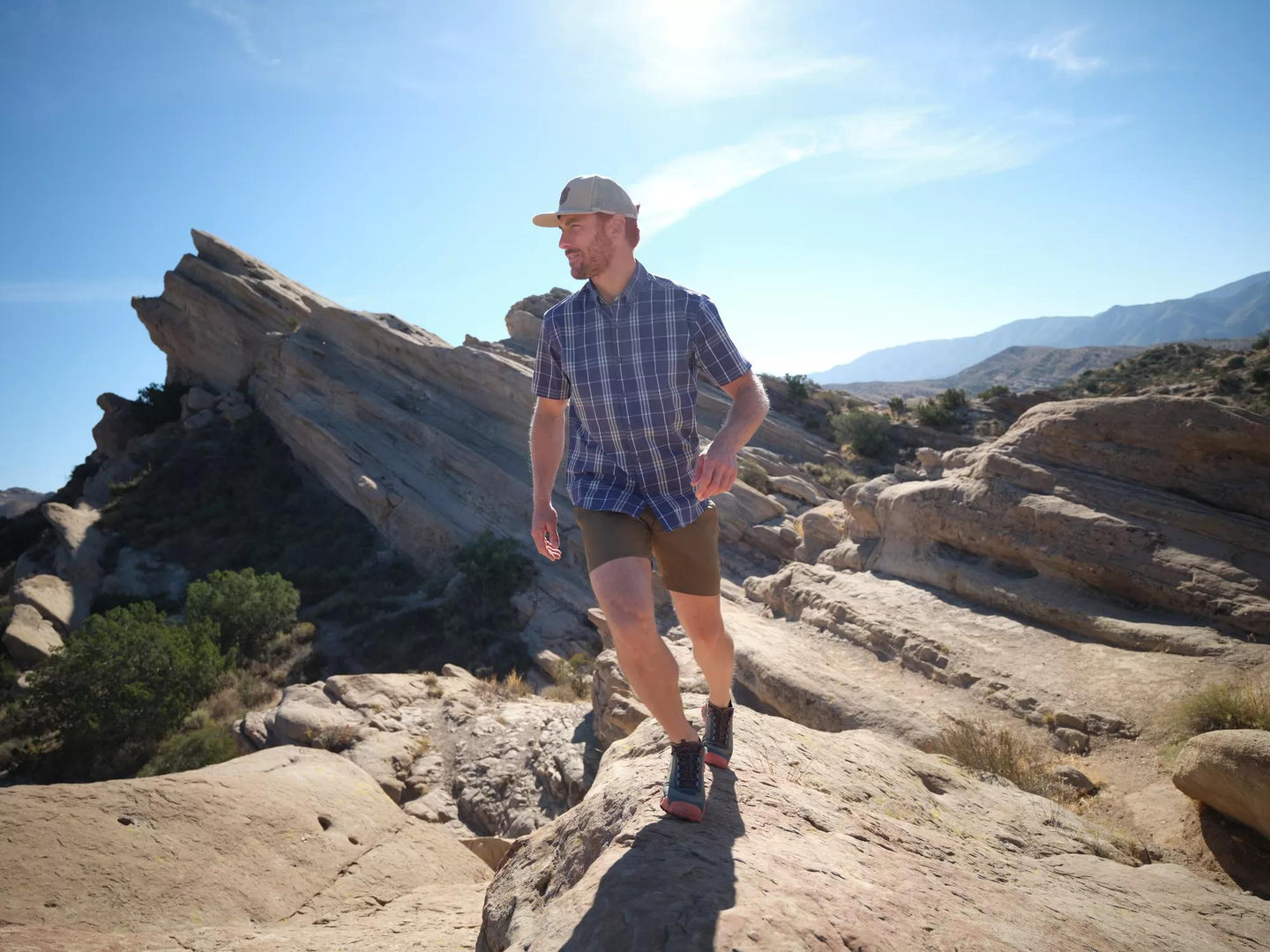 Men's Voyager Flex Short Sleeve Shirt Dk Mulberry Regular 12
