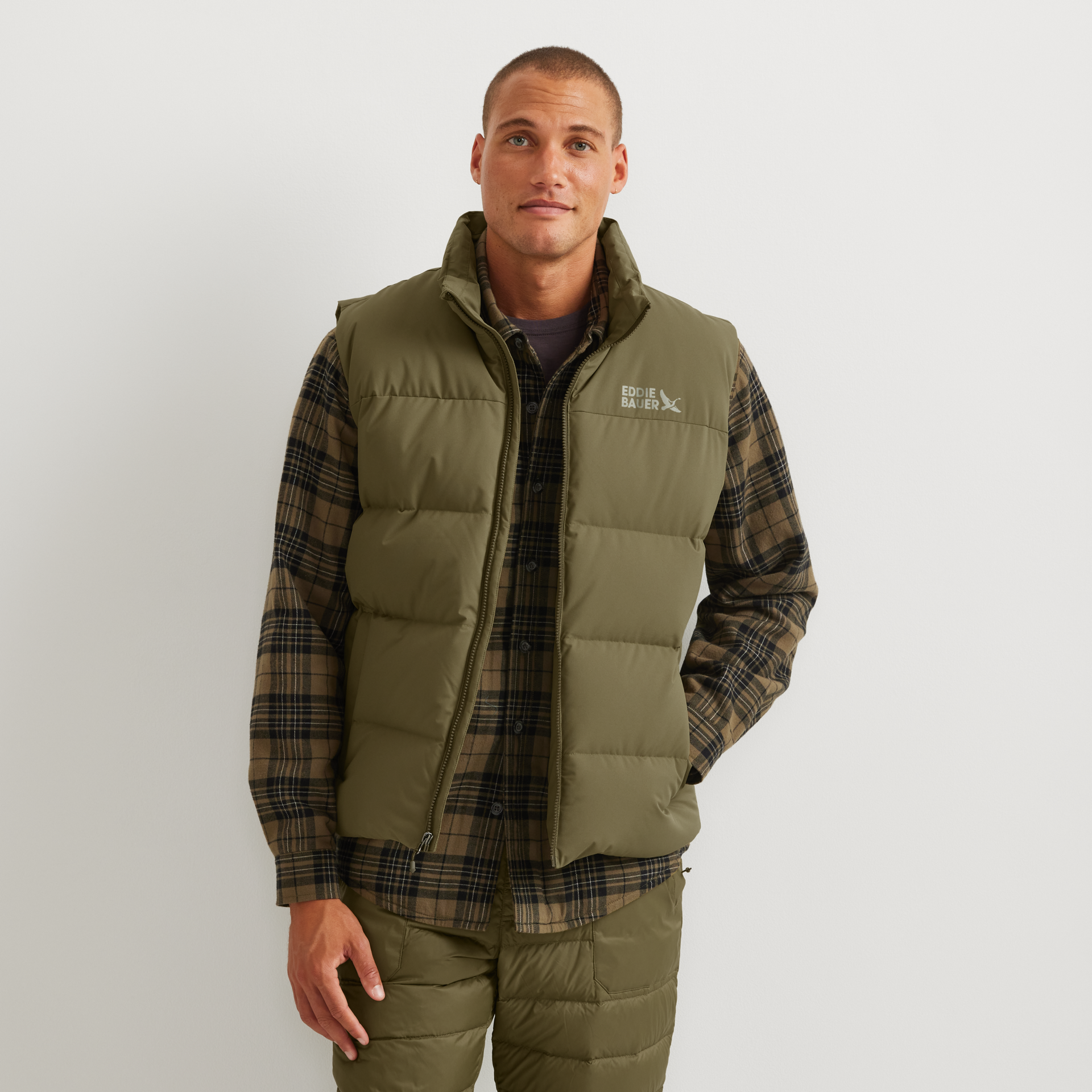 Eddie Bauer Men's Essential Down Vest Eddie Bauer Men's Essential Down Vest