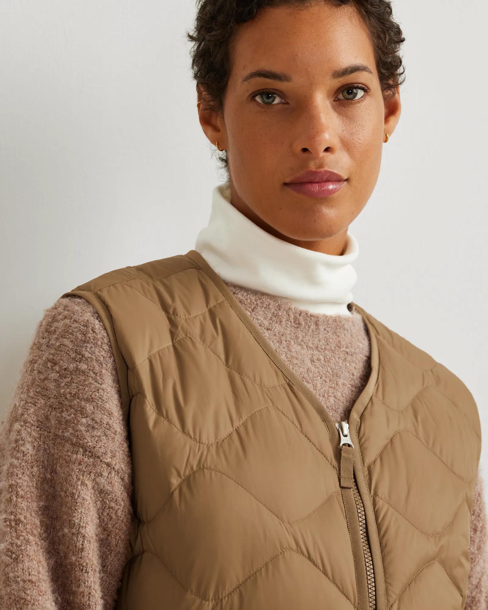 Eddie Bauer Women's Shaw Down Long Vest