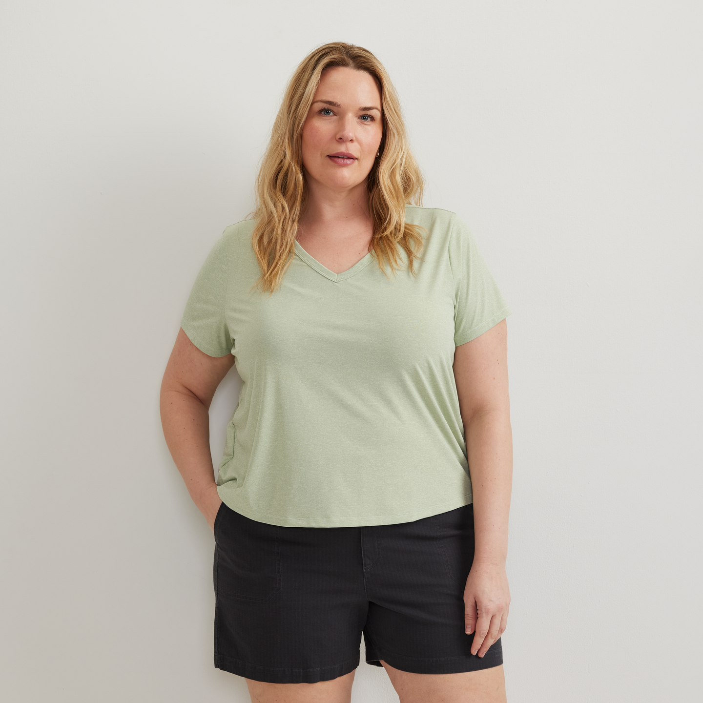 Women's Trek Light Hike Short-Sleeve V-Neck T-Shirt-Honeydew-Plus-C1