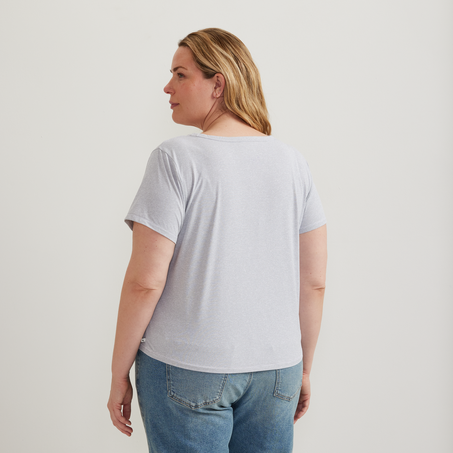 Women's Trek Light Hike Short-Sleeve V-Neck T-Shirt-Slate-Plus-F1