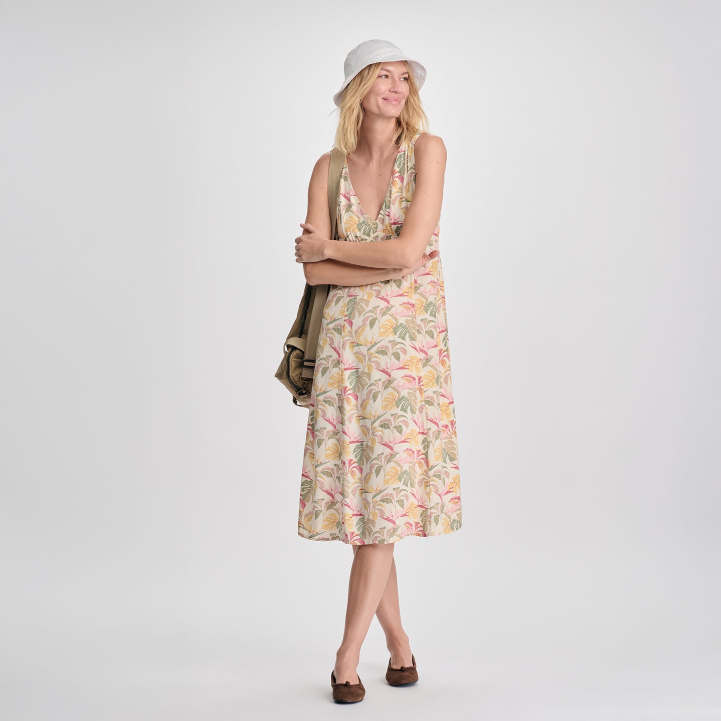 Women's Destination Dress-Goldoak-11