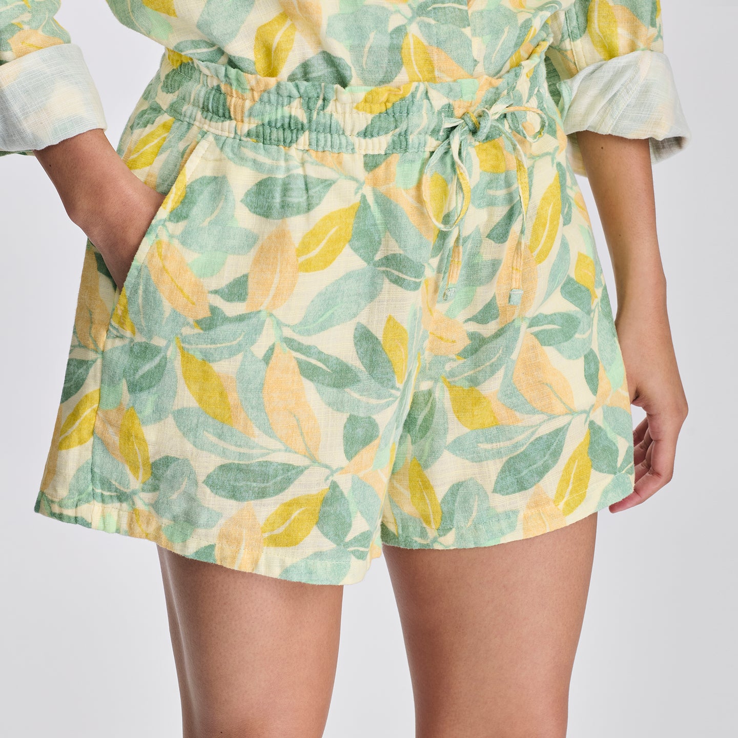 Women's Woven Cotton Slub Short-Lmdrp-6