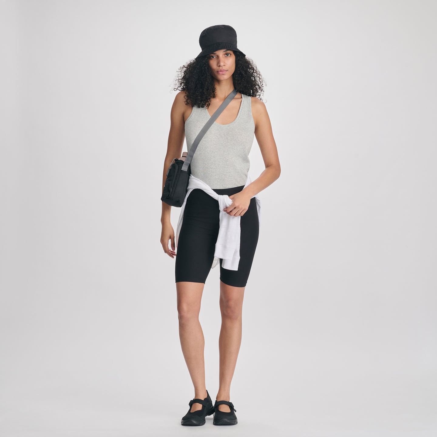 Women's Train Ascent Bike Shorts-Black-3