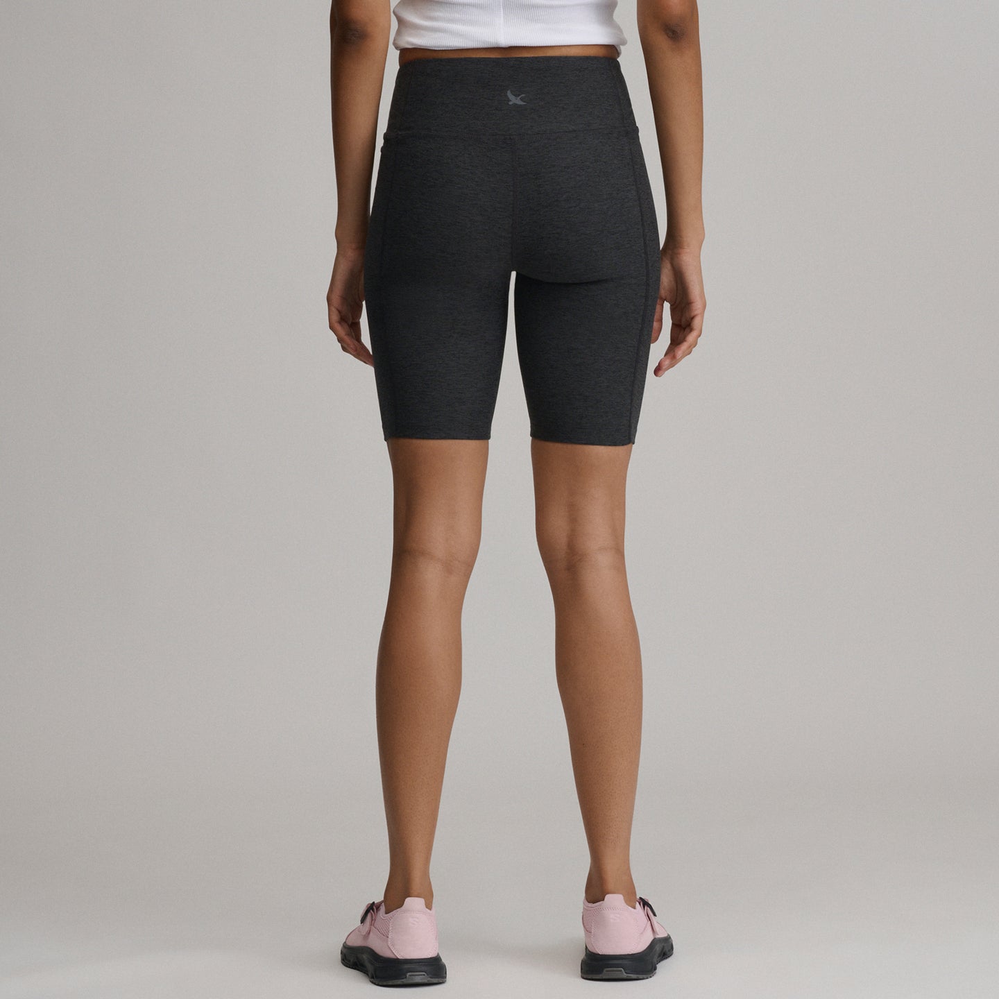 Women's Train Ascent Bike Shorts-Carbon-2