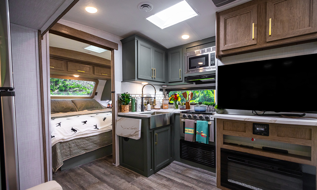 The Best RV Stoves, Ovens & Alternatives in 2023